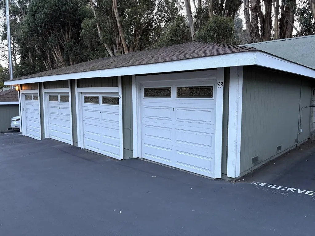 8781 8781 Mountain Blvd 5, Oakland, California 94605 home-pic-13