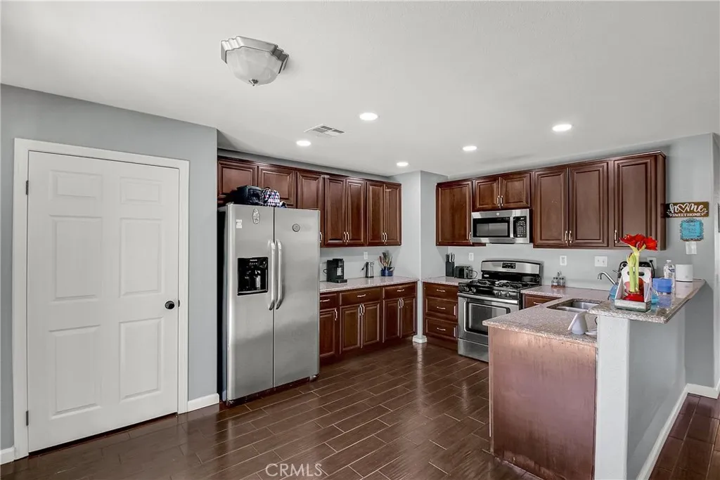 26311 Thoroughbred, Moreno Valley, California 92555 home-pic-6