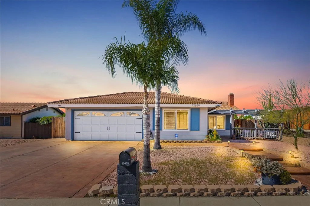 12659 Meadbury Drive, Moreno Valley, California 92553 home-pic-39