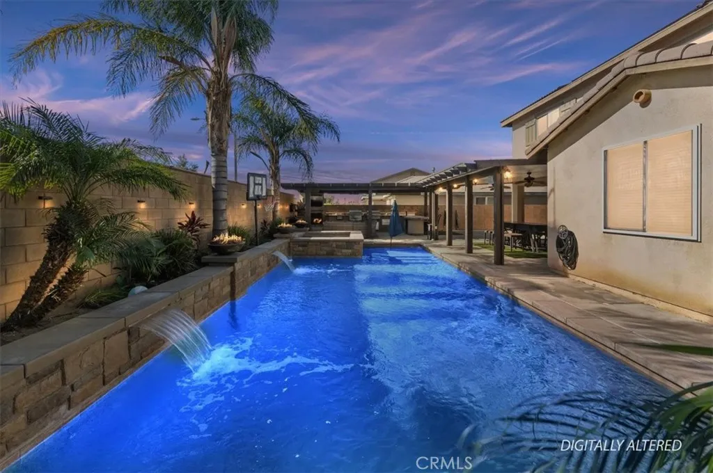 11938 Nuthatch Court, Jurupa Valley, California 91752 home-pic-5