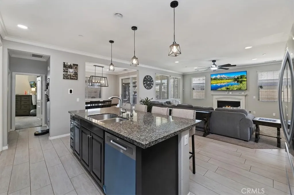 11938 Nuthatch Court, Jurupa Valley, California 91752 home-pic-27
