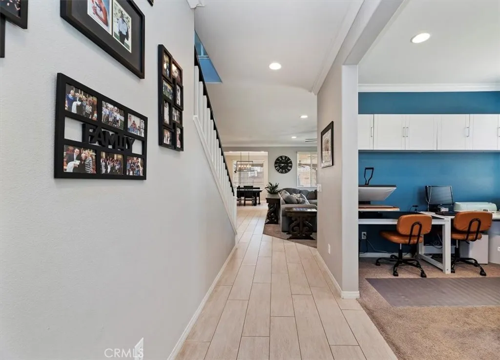 11938 Nuthatch Court, Jurupa Valley, California 91752 home-pic-18