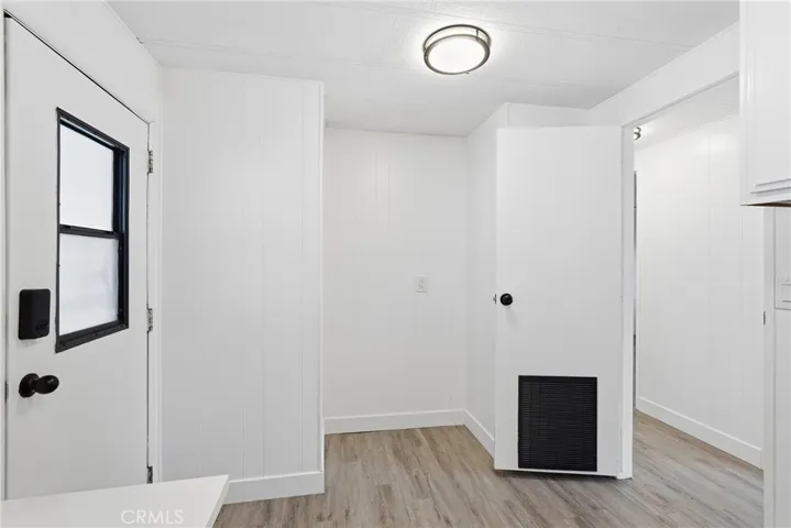 Laundry room/office.