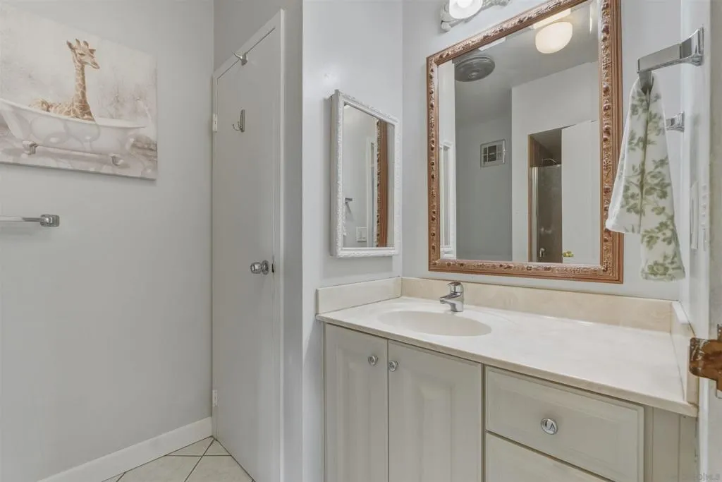 2620 2nd Ave 7a, San Diego, California 92103 home-pic-14