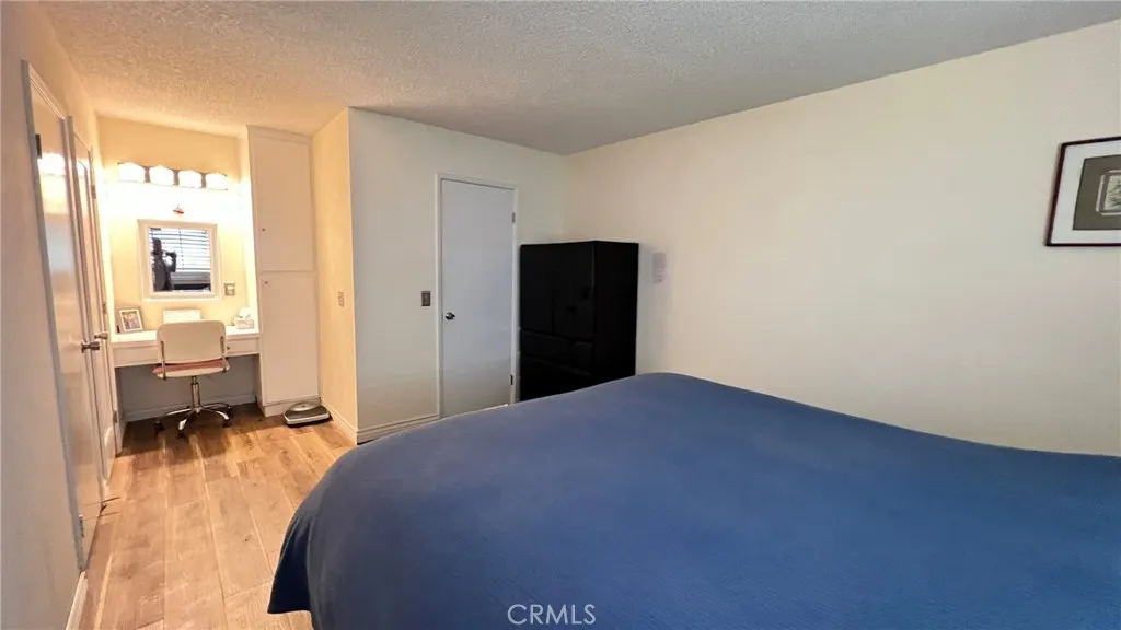 306 E Thornton, Hemet, California 92543 home-pic-11