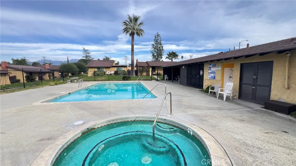 306 E Thornton, Hemet, California 92543 home-pic-27