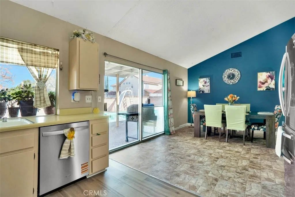 41774 Jennifer, Hemet, California 92544 home-pic-12