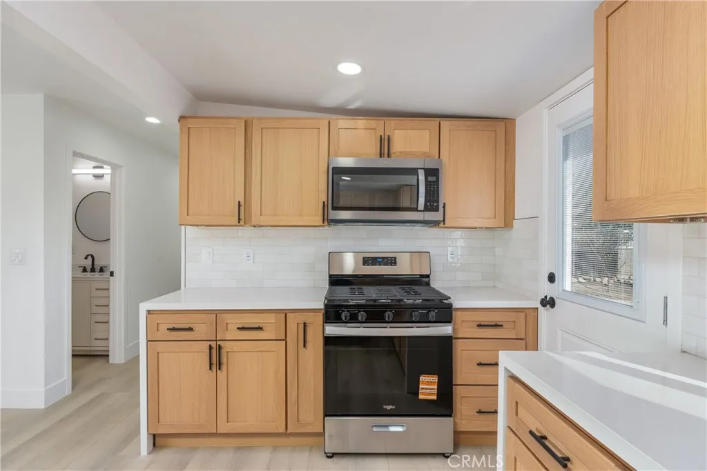 240 Olive, Claremont, California 91711 home-pic-12