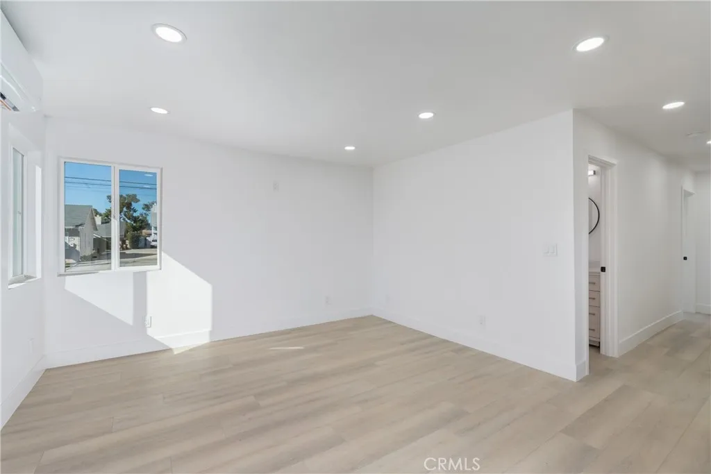 240 Olive, Claremont, California 91711 home-pic-9
