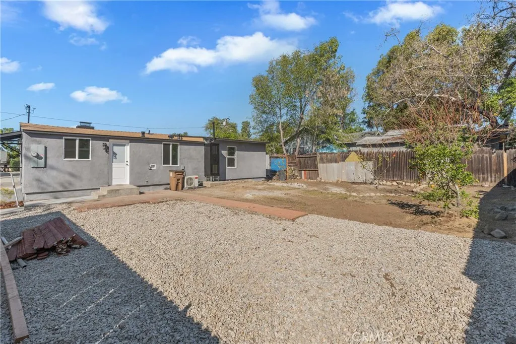 240 Olive, Claremont, California 91711 home-pic-4