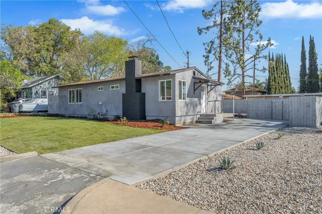 240 Olive, Claremont, California 91711 home-pic-1