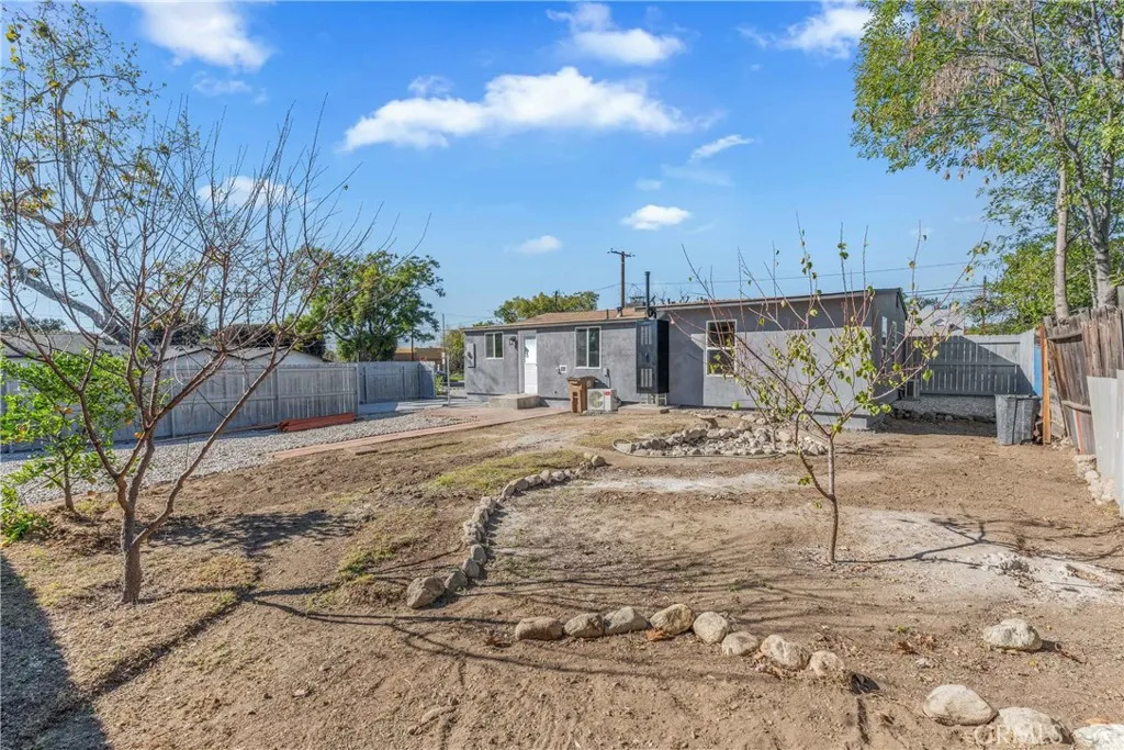 240 Olive, Claremont, California 91711 home-pic-5