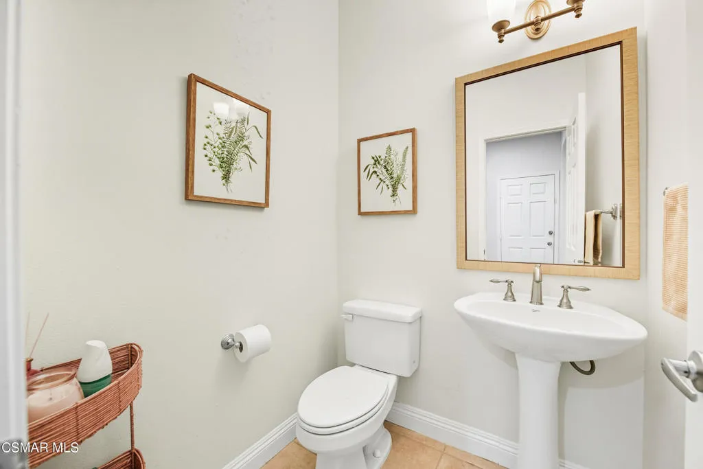 4305 Crabapple Court, Moorpark, California 93021 home-pic-37