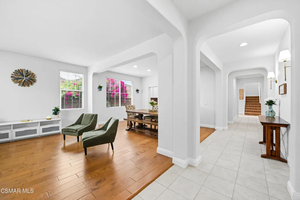 4305 Crabapple Court, Moorpark, California 93021 home-pic-3