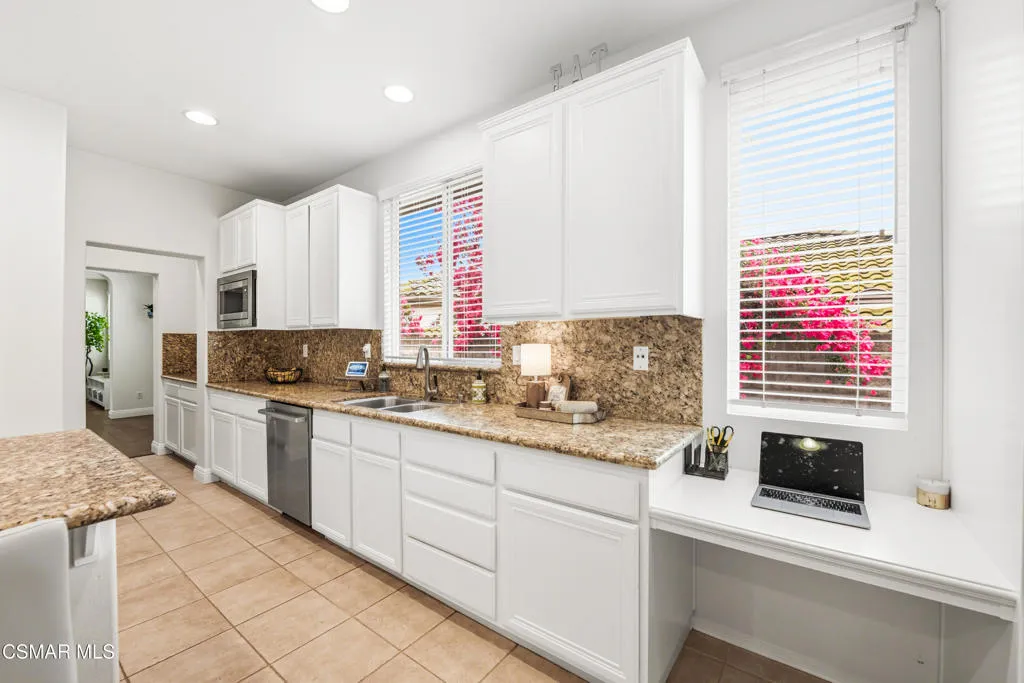 4305 Crabapple Court, Moorpark, California 93021 home-pic-13