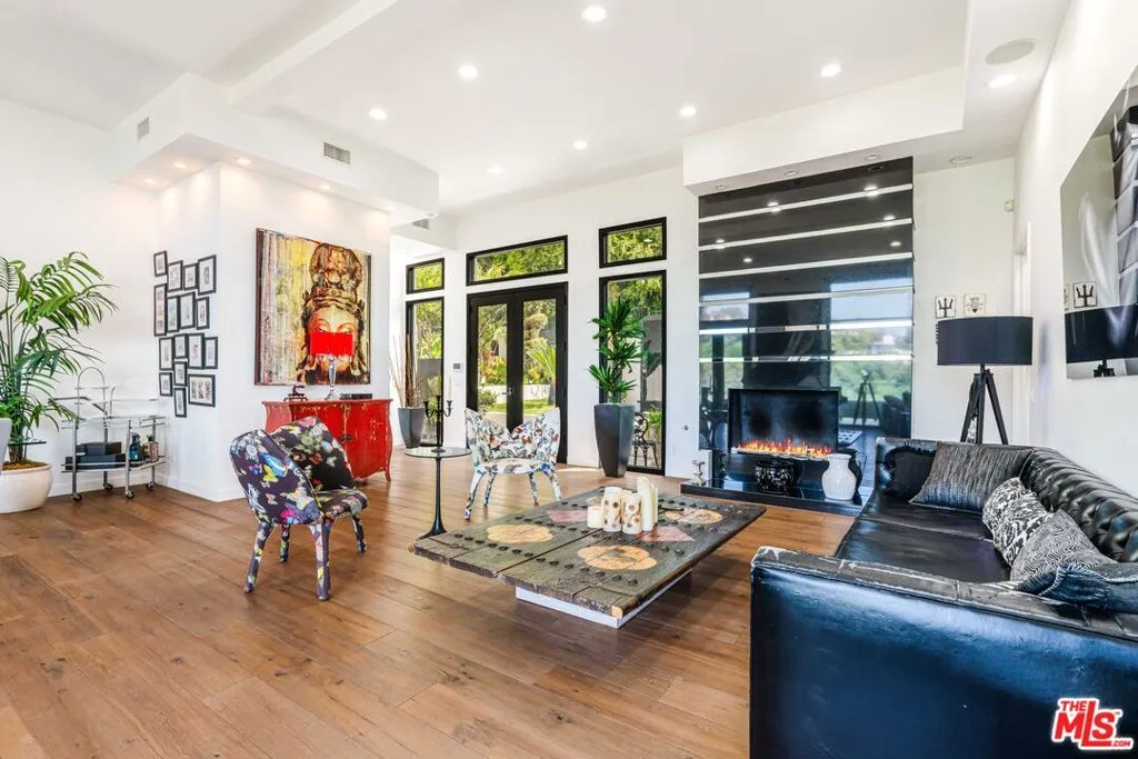 1441 Summitridge Drive, Beverly Hills, California 90210 home-pic-5