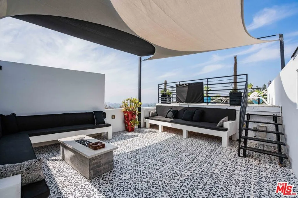 1441 Summitridge Drive, Beverly Hills, California 90210 home-pic-28