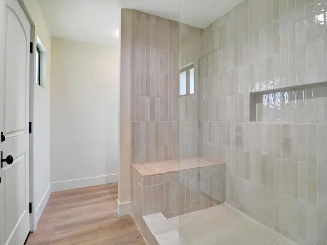 25-9721 Siwanoy Dr-25