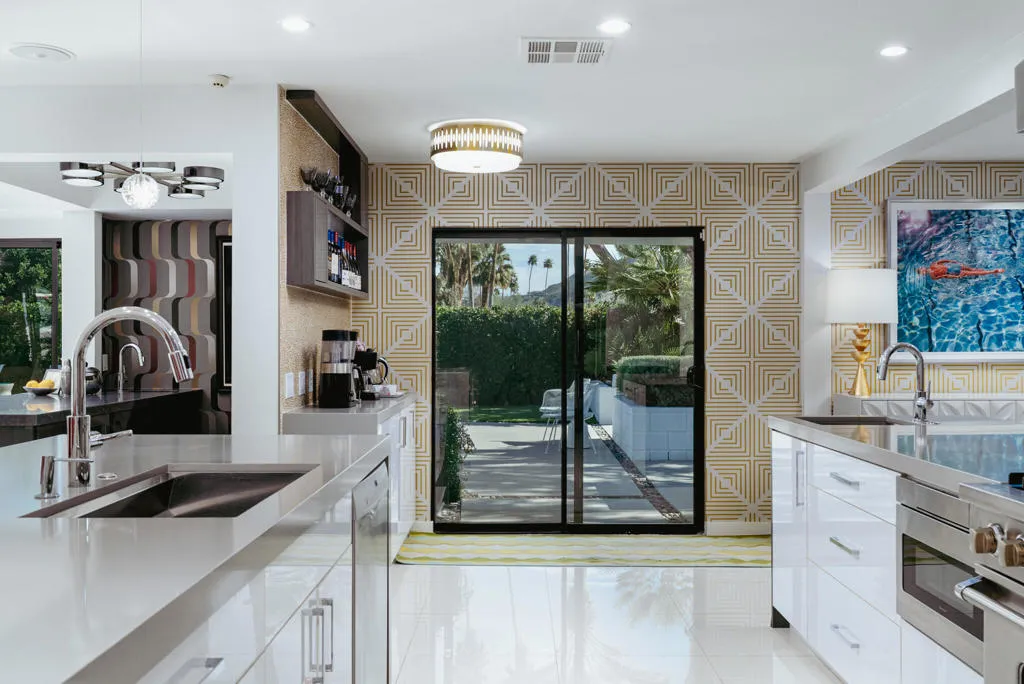 2444 S Calle Palo Fierro, Palm Springs, California 92264 home-pic-29