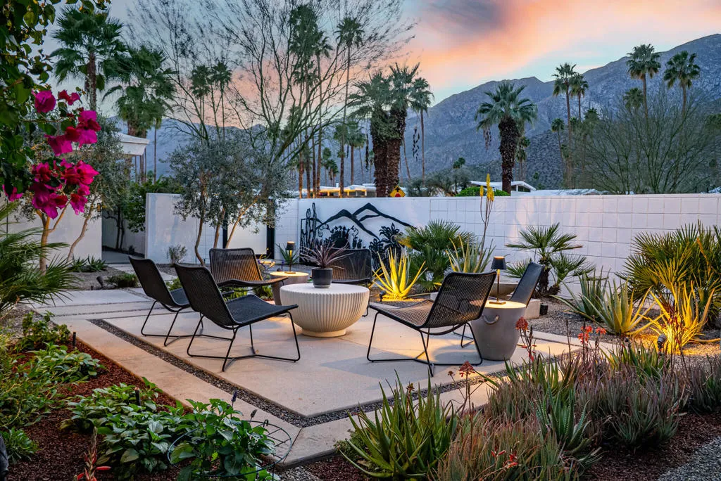 2444 S Calle Palo Fierro, Palm Springs, California 92264 home-pic-86