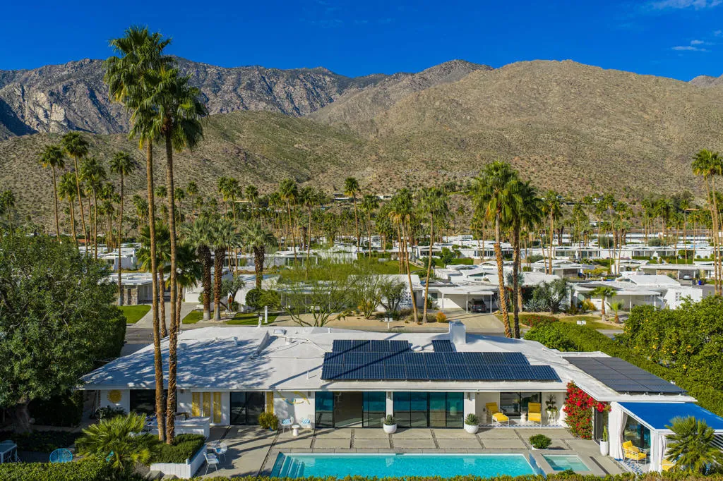 2444 S Calle Palo Fierro, Palm Springs, California 92264 home-pic-76