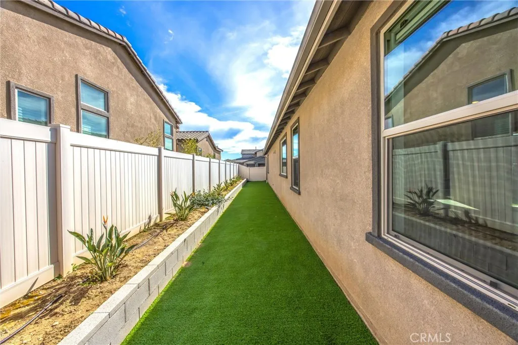 1322 Melstone, Beaumont, California 92223 home-pic-43