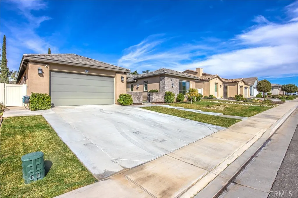 1322 Melstone, Beaumont, California 92223 home-pic-4