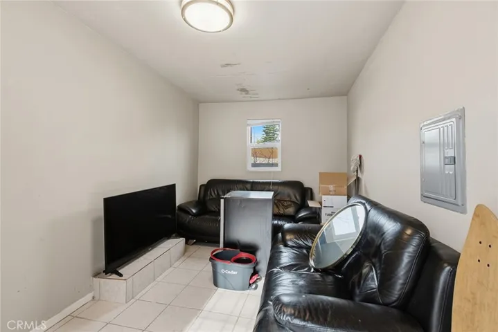11416 Braddock, Culver City, California 90230