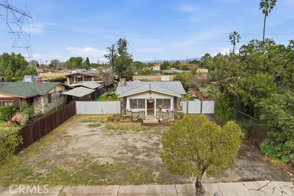 11155 Allegheny, Sun Valley, California 91352 home-pic-1