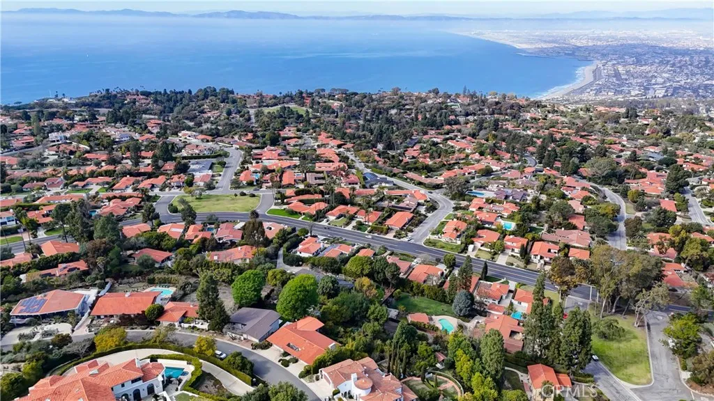 2229 Via Cerritos, Palos Verdes Estates, California 90274 home-pic-45