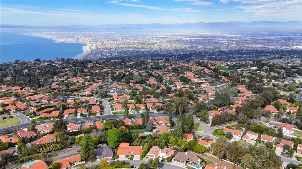 2229 Via Cerritos, Palos Verdes Estates, California 90274 home-pic-49