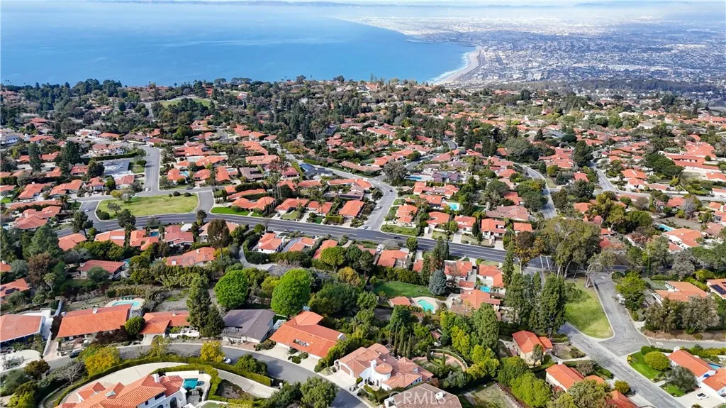 2229 Via Cerritos, Palos Verdes Estates, California 90274 home-pic-44