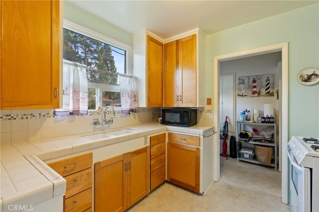 495 Chorro, San Luis Obispo, California 93405 home-pic-13