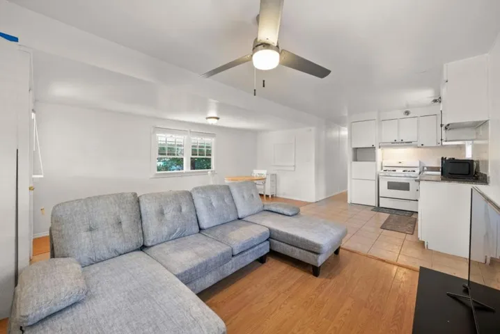 6726 Lakeshore Boulevard, Lucerne, California 95458