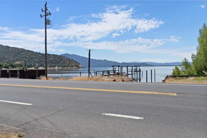 6726 Lakeshore Boulevard, Lucerne, California 95458