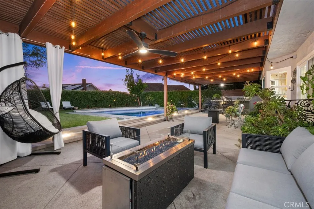 24342 Cardinal, Lake Forest, California 92630 home-pic-4