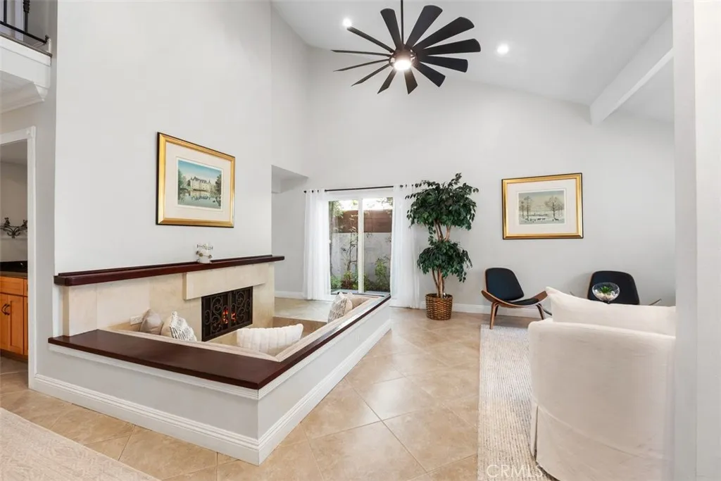 24342 Cardinal, Lake Forest, California 92630 home-pic-15