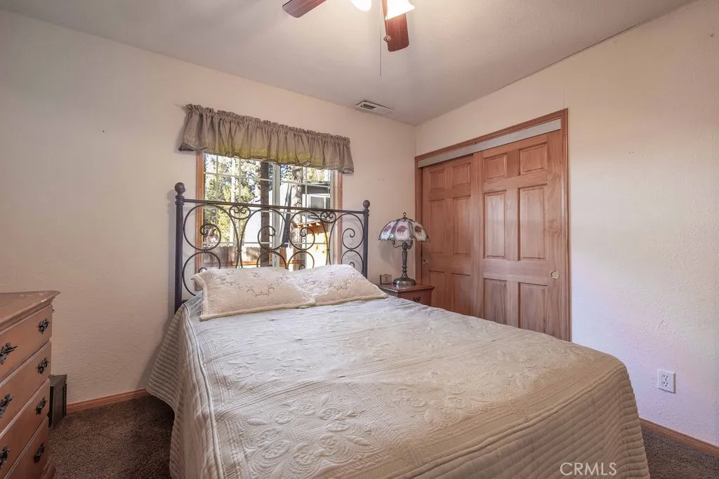 817 E Barker, Big Bear City, California 92314 home-pic-18