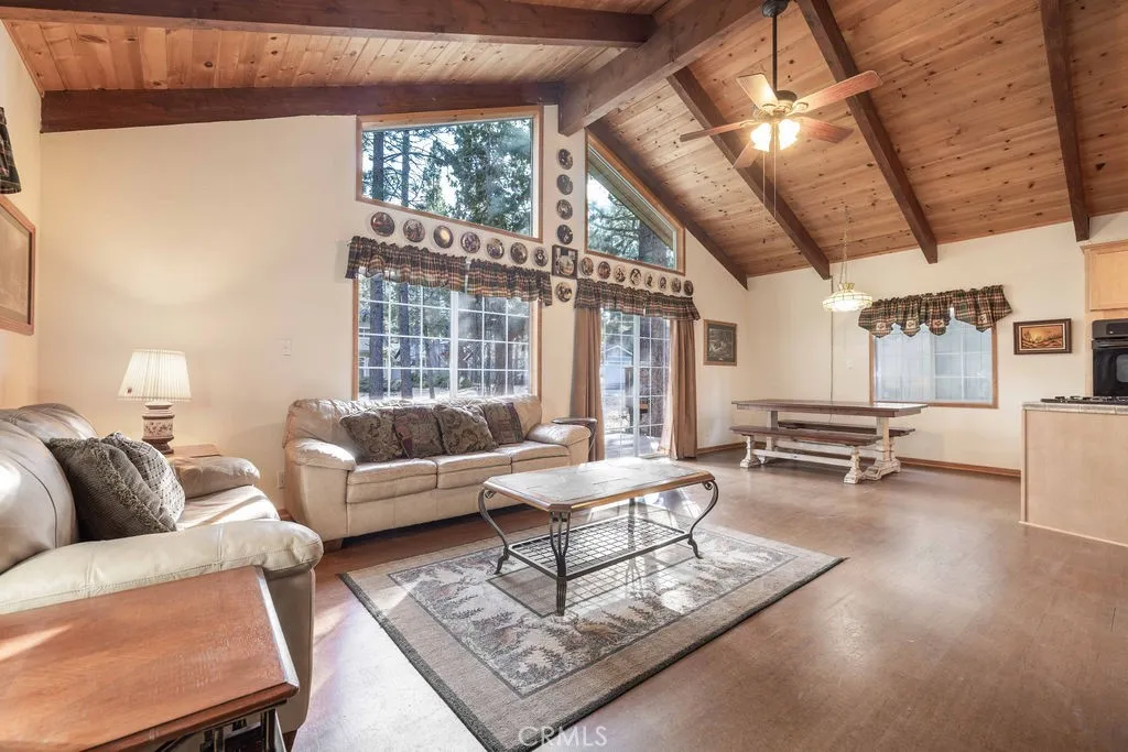 817 E Barker, Big Bear City, California 92314 home-pic-6