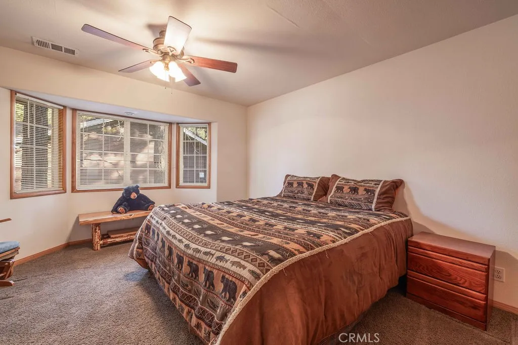817 E Barker, Big Bear City, California 92314 home-pic-12