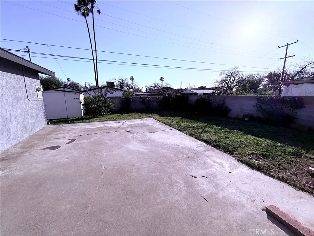 2837 7th, Rialto, California 92376 home-pic-17