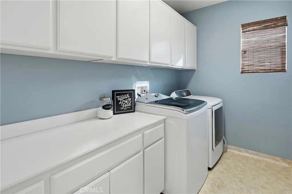 24125 Willowbrooke Court, Valencia, California 91354 home-pic-27