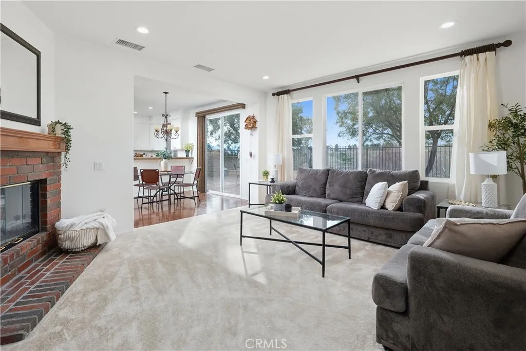 24125 Willowbrooke Court, Valencia, California 91354 home-pic-5