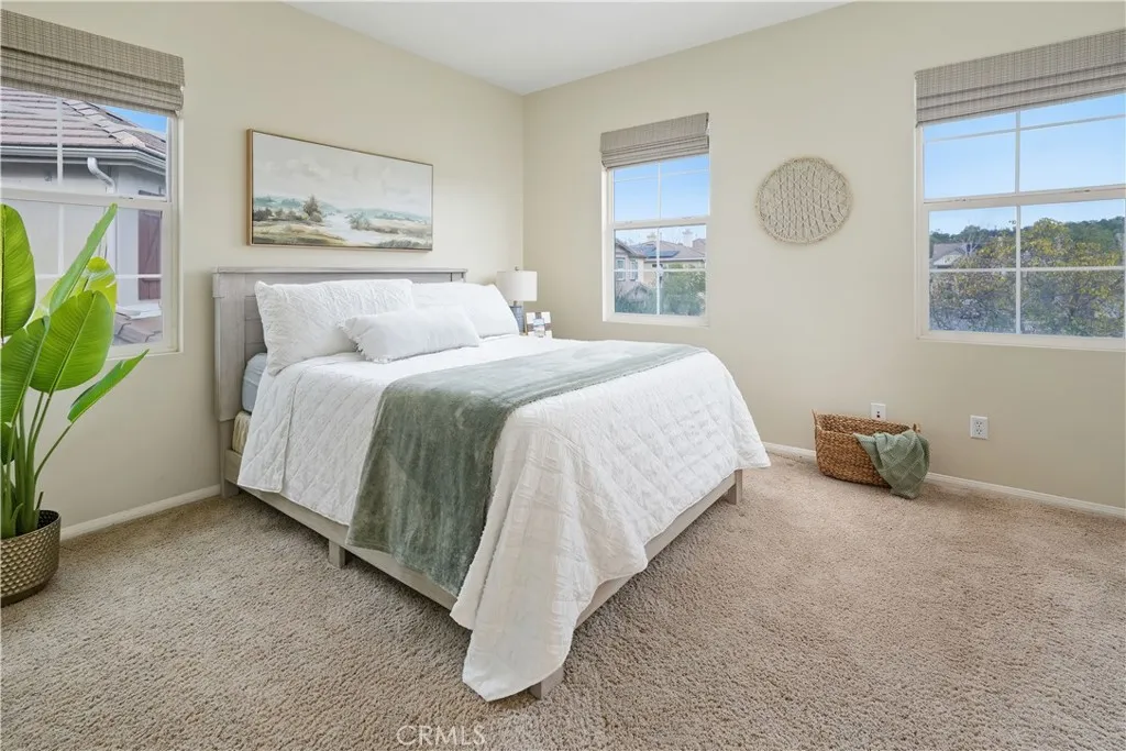 24125 Willowbrooke Court, Valencia, California 91354 home-pic-23