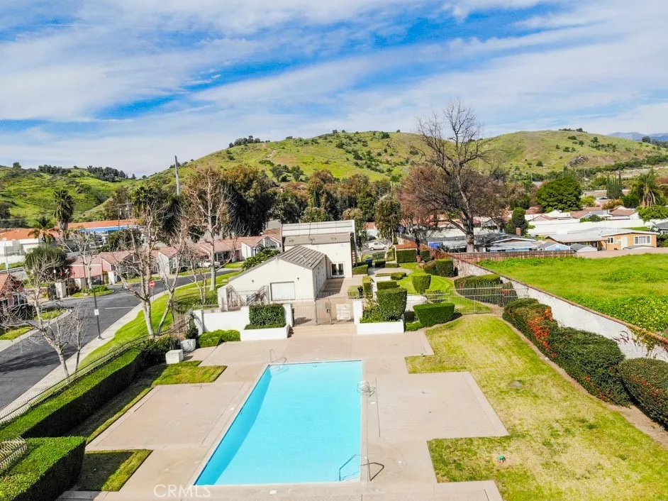 1632 Byron Court, Pomona, California 91768 home-pic-39