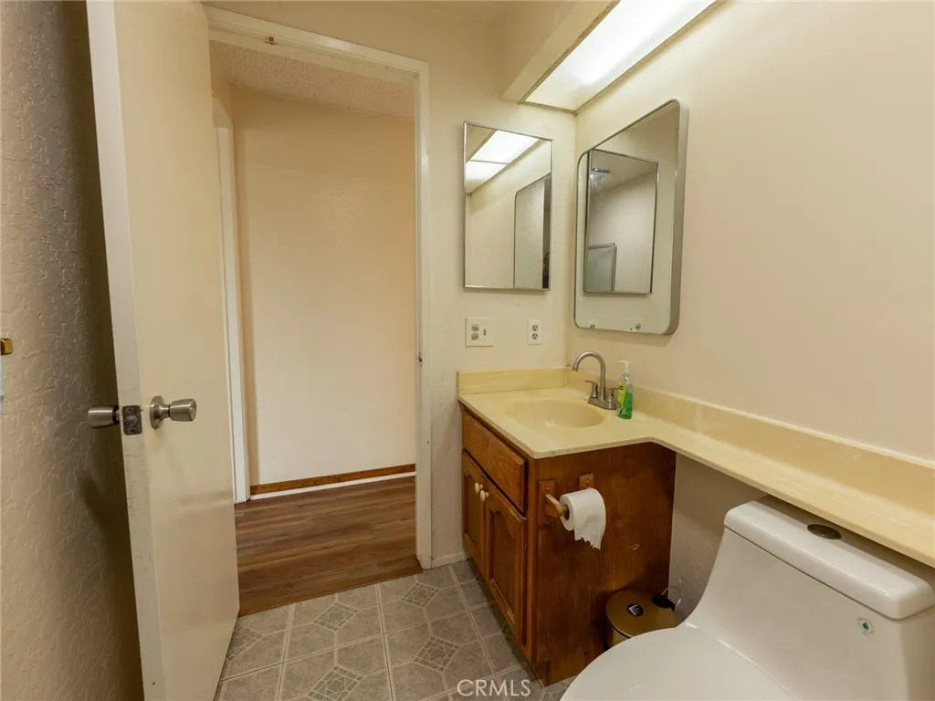 1632 Byron Court, Pomona, California 91768 home-pic-19