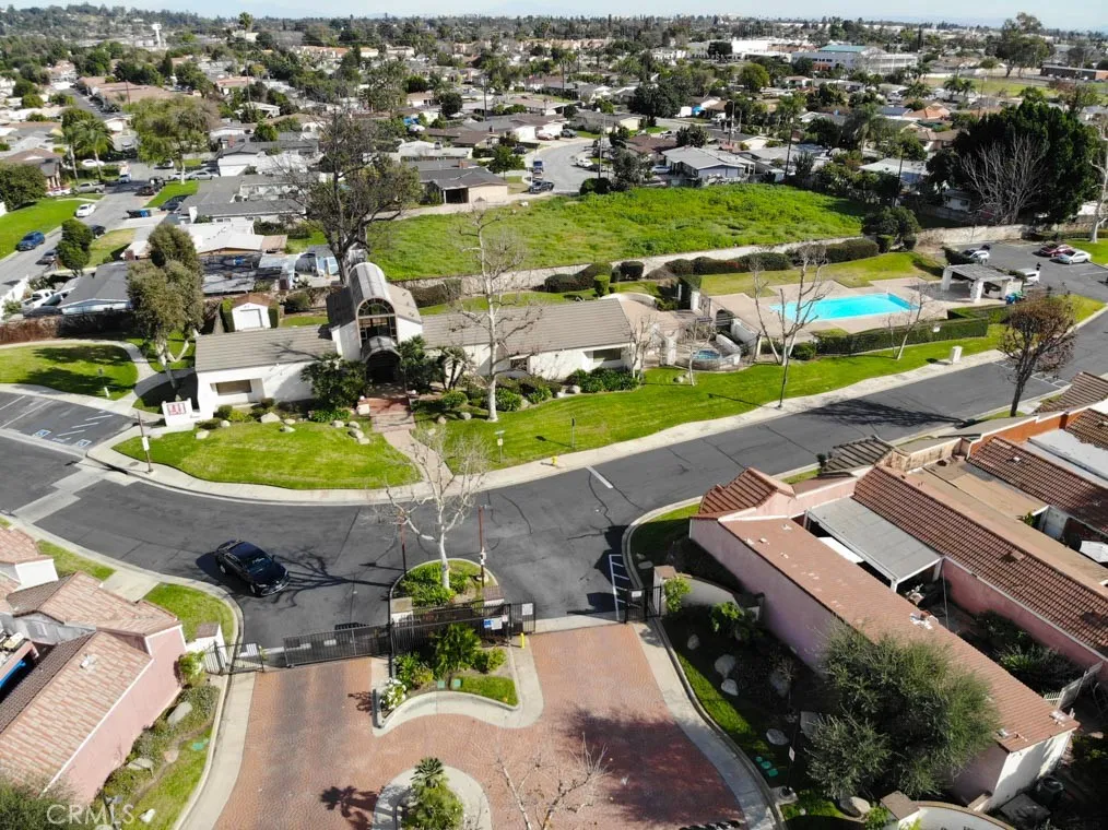 1632 Byron Court, Pomona, California 91768 home-pic-38