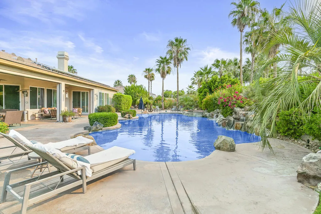 49347 Gila River Street, Indio, California 92201 home-pic-40