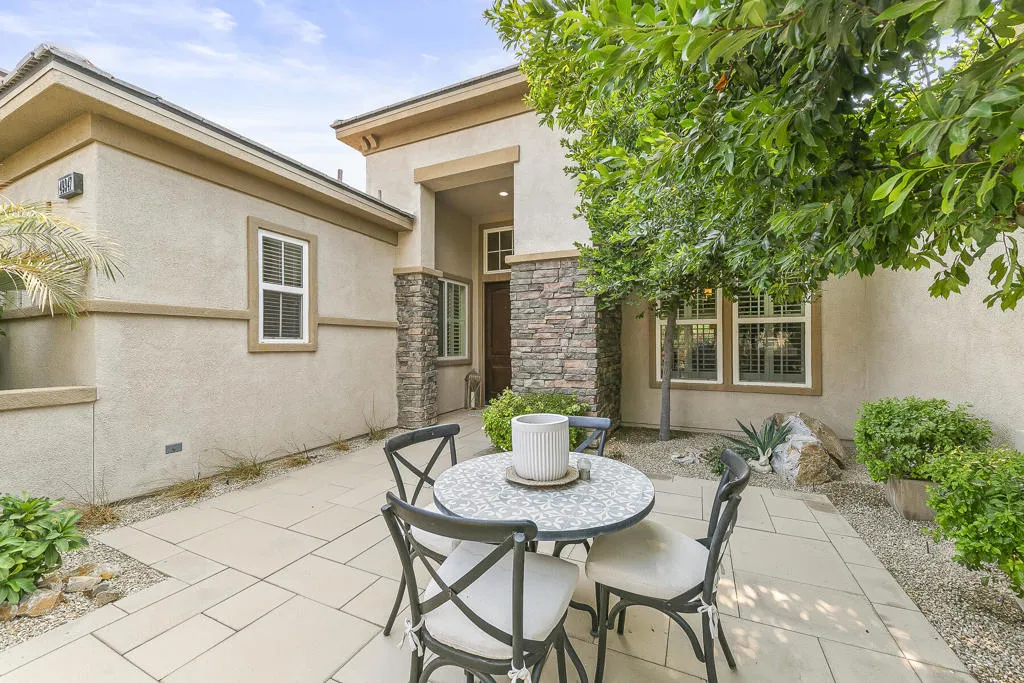 49347 Gila River Street, Indio, California 92201 home-pic-68