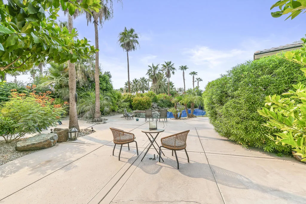 49347 Gila River Street, Indio, California 92201 home-pic-36